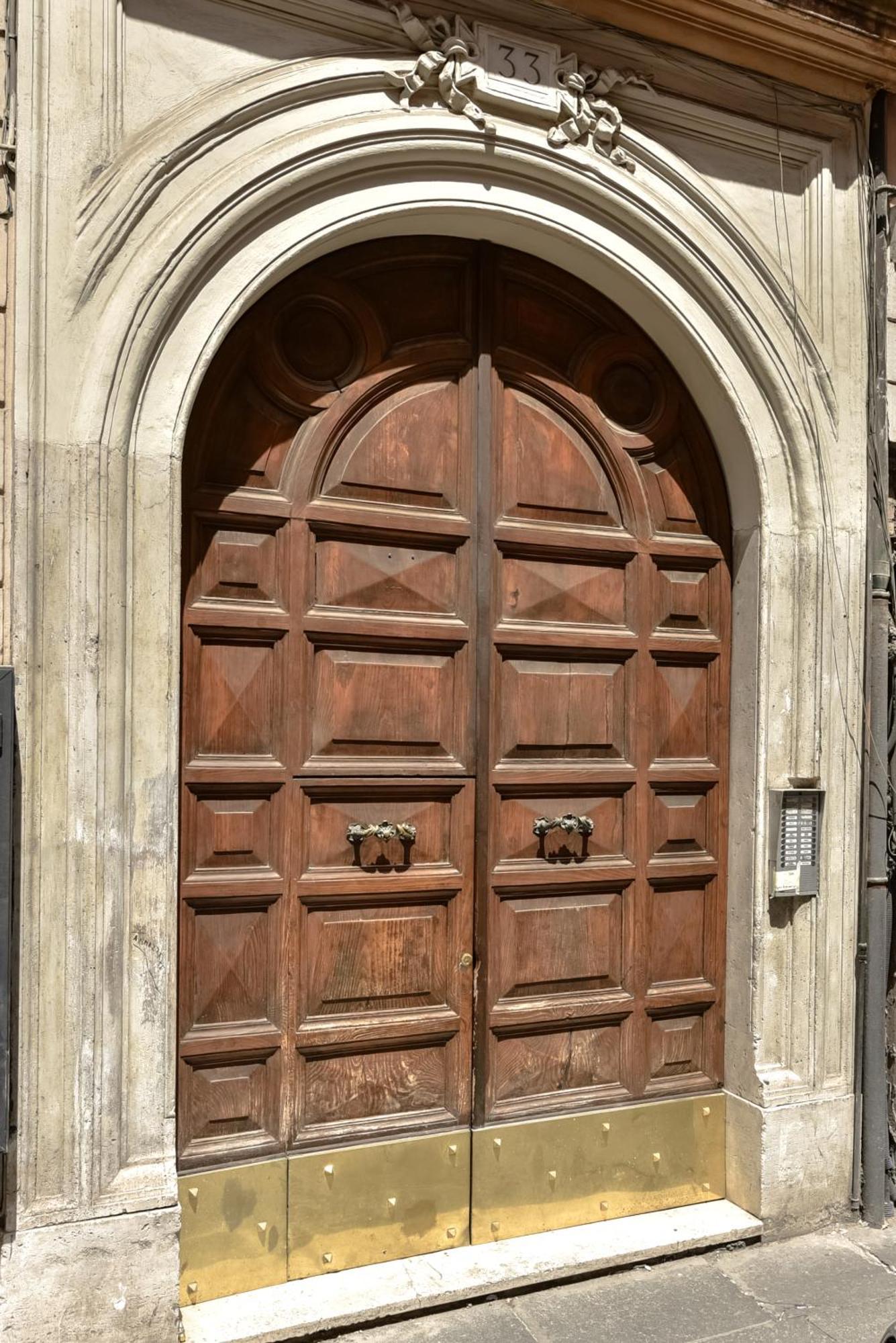 Familiare 1 A Fontana *